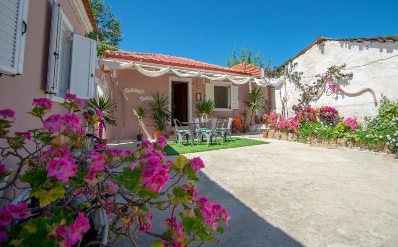 Holiday home Doras B By 